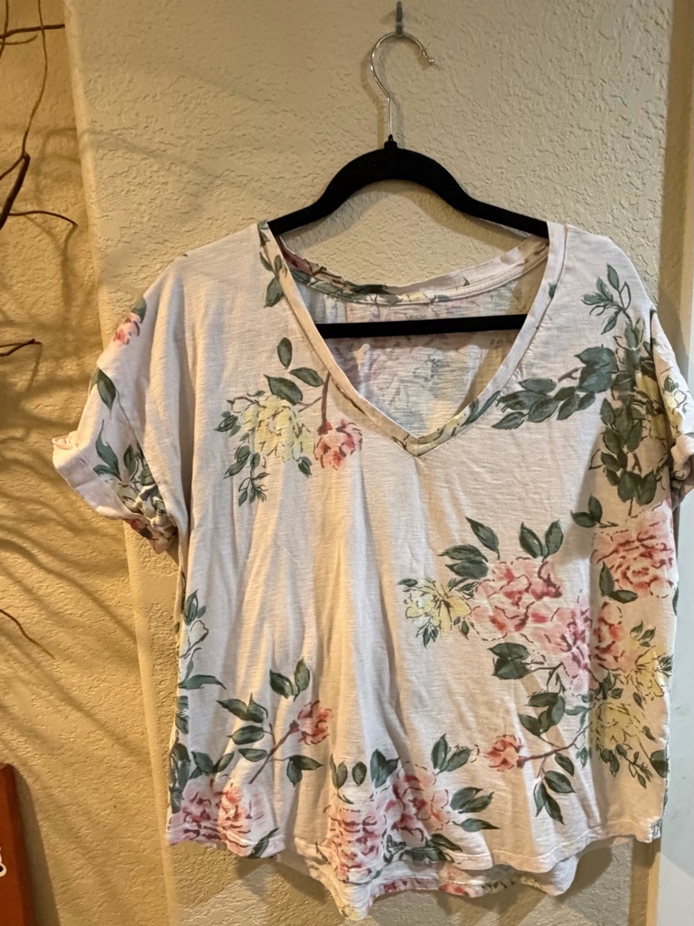 Maurices Cream V-Neck Short Sleeve Floral Tee